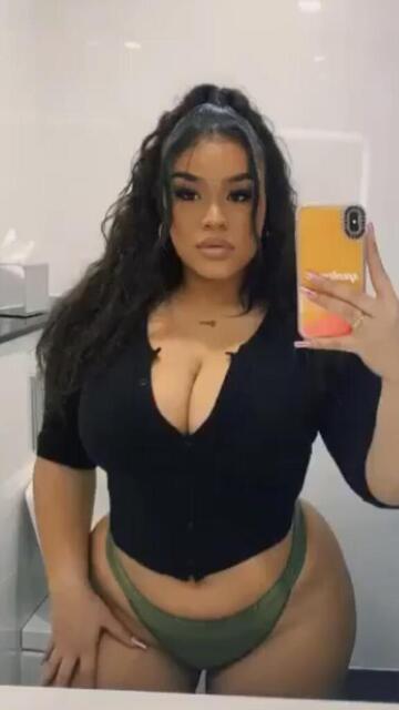 Snapchat click 📸 For Lover & Make 🔥 jealous little sister 😜 :  r/DesiXvideo